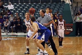 中超联赛裁判改革引入国际专家团队，中超联赛裁判员名单