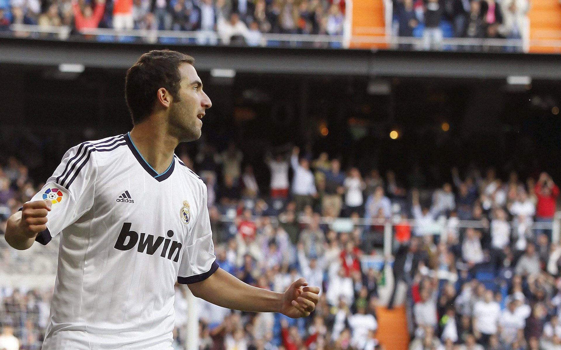 西甲高手对决：突破、助攻、精彩无极限！，西甲如何决出冠军